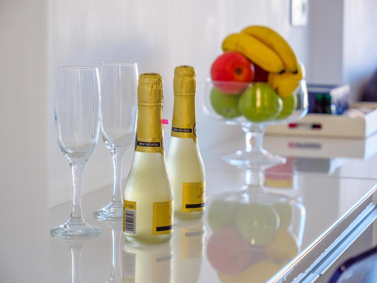 Honeymoon Apartments بينالماذينا المظهر الخارجي الصورة